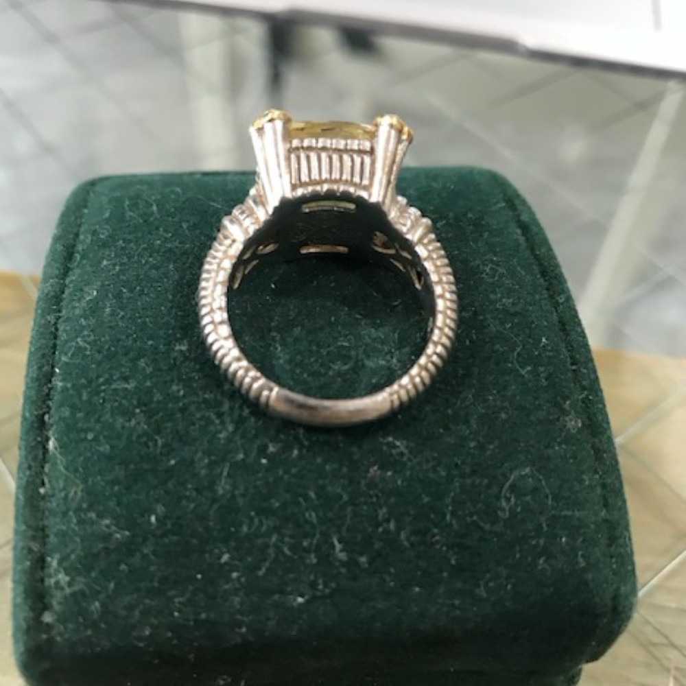 Judith Ripka Cocktail Ring - Picture 5 of 8